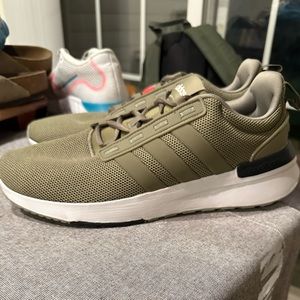Adidas Racer TR21 Shoe. Men’s 11. Green.